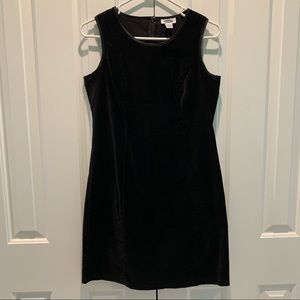 Old Navy Black Velveteen Jumper Dress Size 4